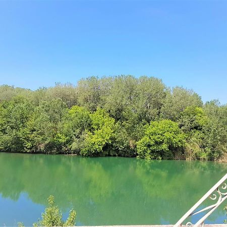 Gite Face A La Riviere -Proche Du Pont Du Gard- Montfrin Exteriér fotografie